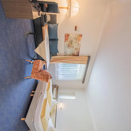 Haus Anni Pensión Bad Kleinkirchheim